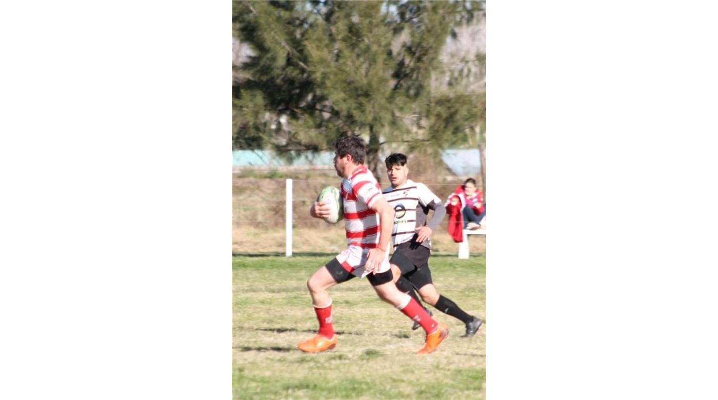 DEFENSORES DE GLEW LO DIO VUELTA Y SE LLEVÓ EL TRIUNFO DE SU PASO POR LOBOS