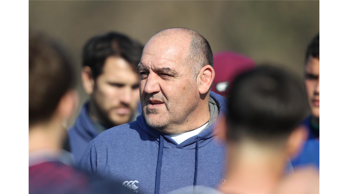 EL EX DT DE LOS PUMAS, MARIO LEDESMA, SE INCORPORÓ A LA URBA COMO CONSULTOR DE JUEGO 