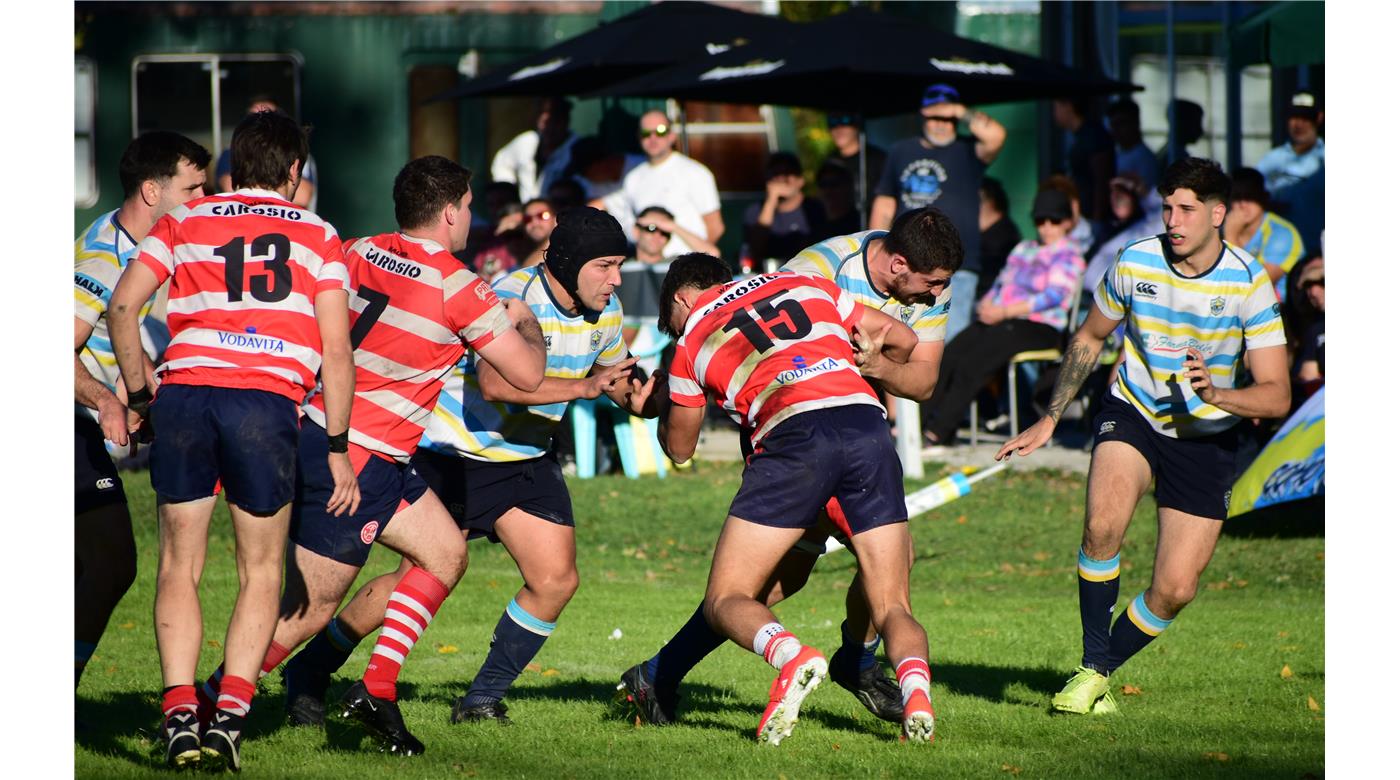 DEL SUR VENCIÓ A ATLÉTICO CHASCOMÚS Y SE AFIANZA EN LA CIMA