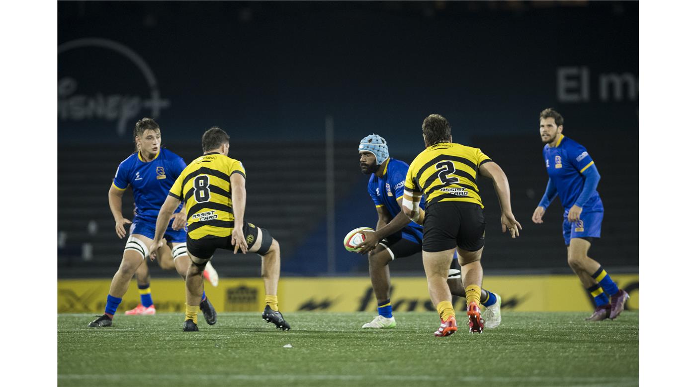 PEÑAROL SUPERÓ A COBRAS Y NO LE PIERDE PISADA A PAMPAS