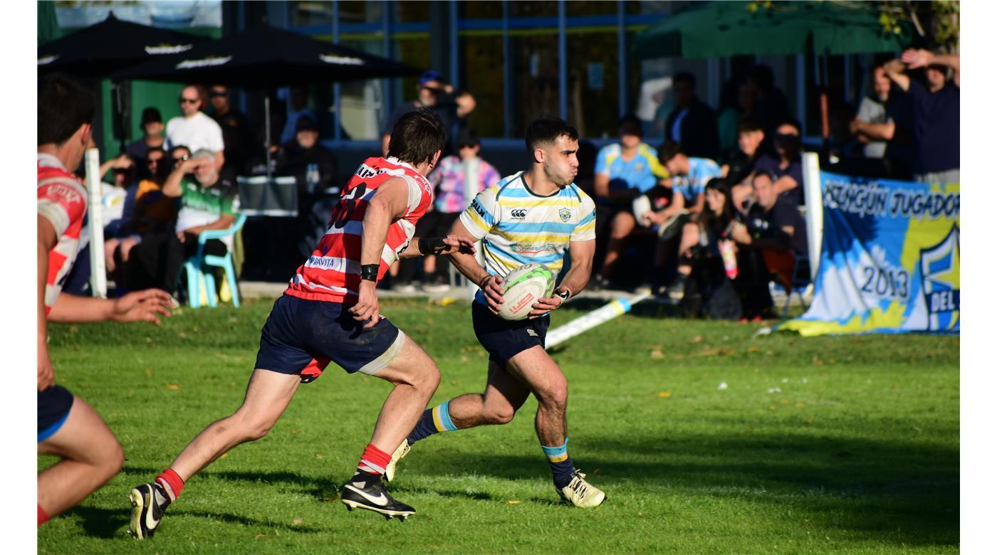 DEL SUR SIGUE A PASO FIRME Y ESTIRÓ SU INVICTO