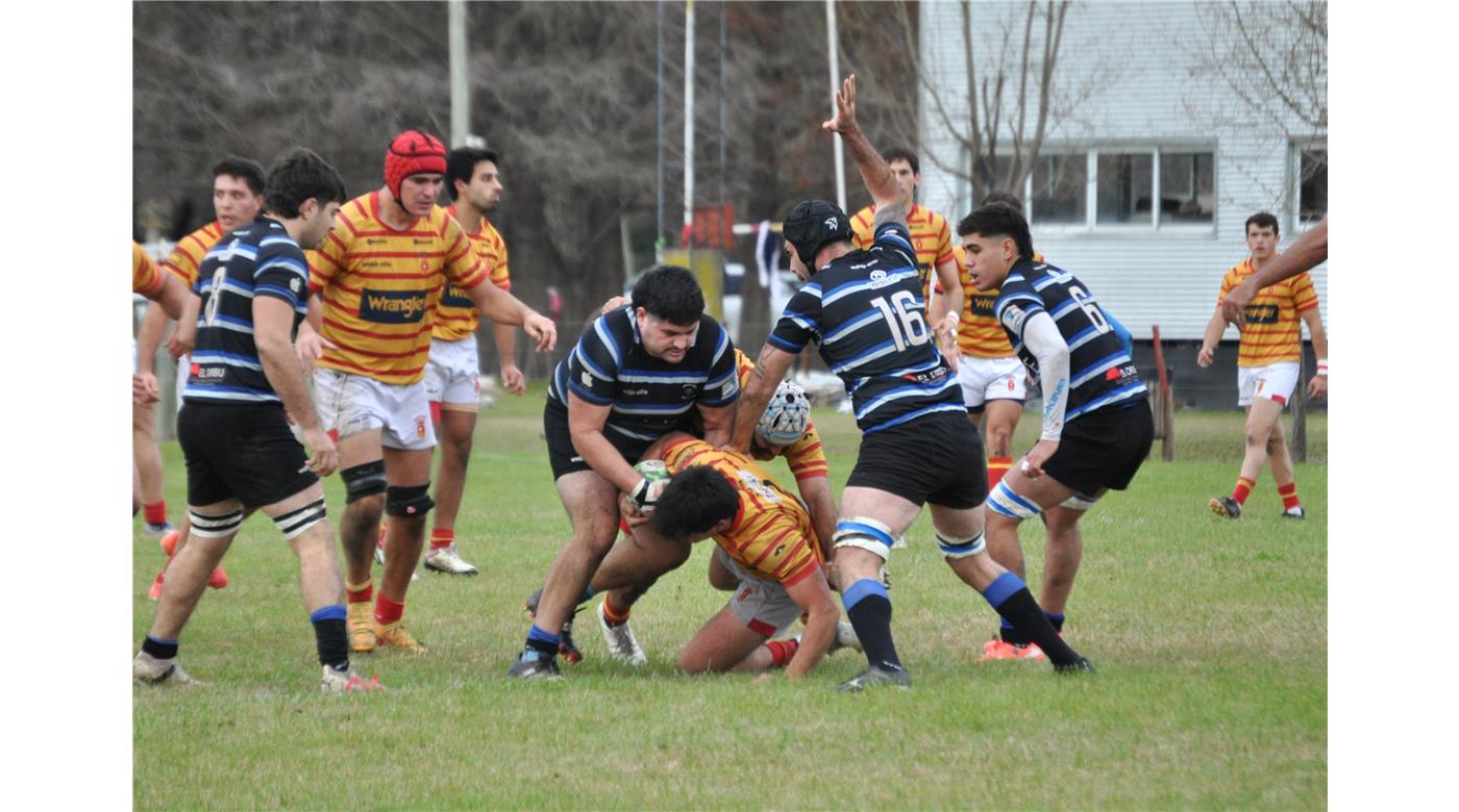 MERCEDES LO DIO VUELTA EN EL SEGUNDO TIEMPO Y SUPERÓ A SAN MIGUEL
