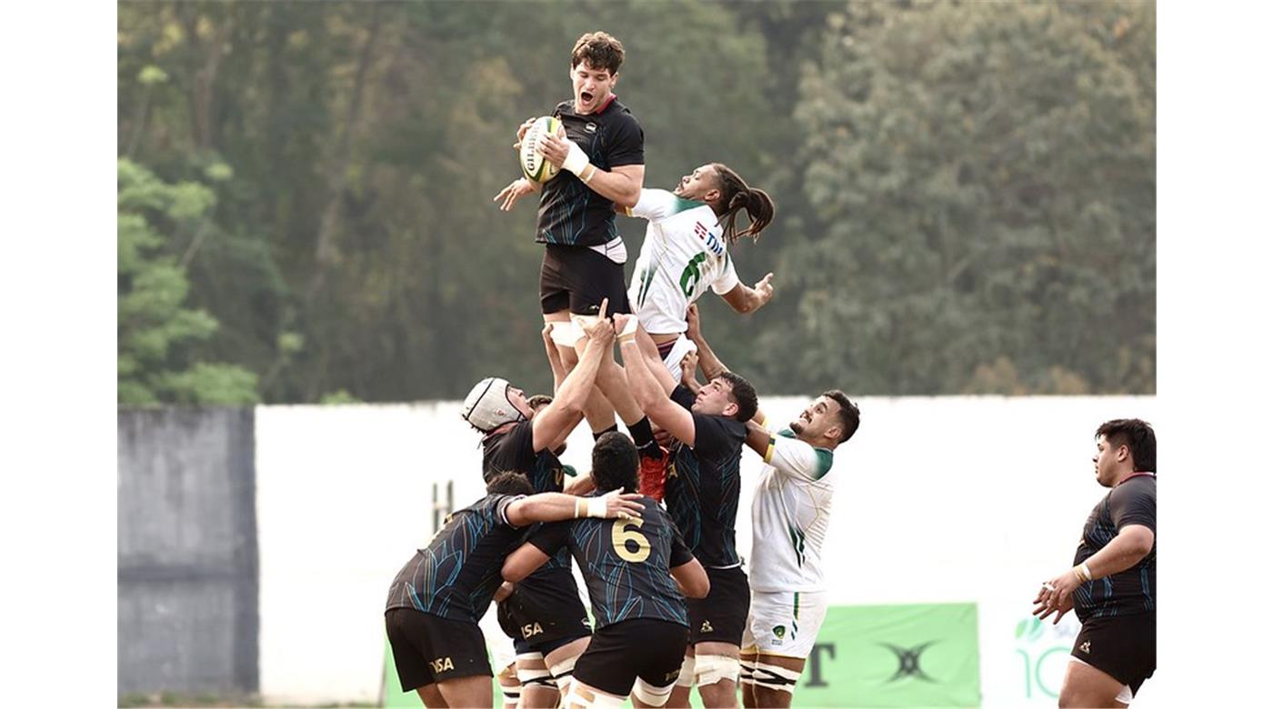 ARGENTINA XV VENCIÓ A BRASIL POR 45 A 17