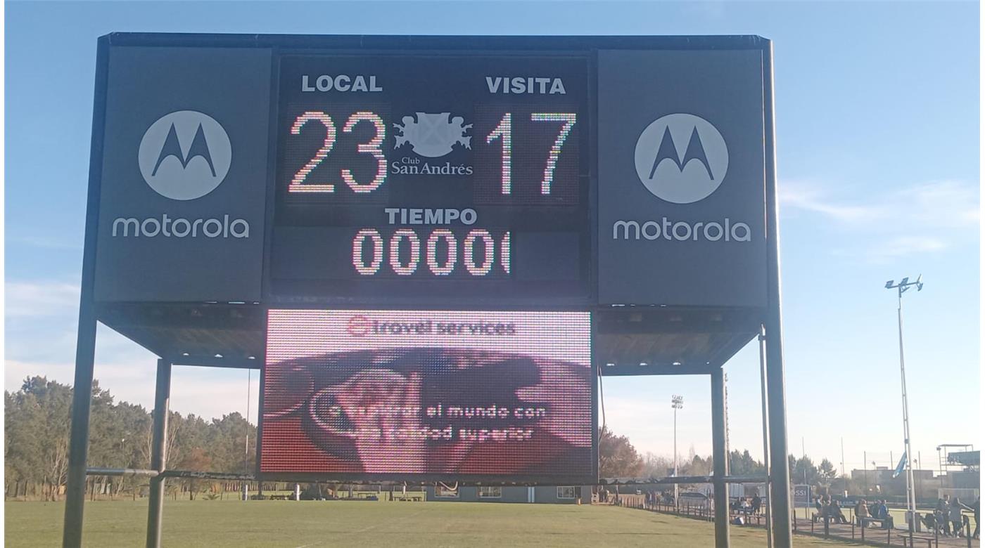 SAN ANDRÉS VENCIÓ A LOMAS Y SE ALEJA DE LOS ÚLTIMOS PUESTOS