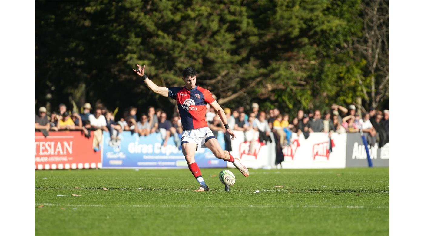 SAN LUIS SE HIZO FUERTE EN LA CUMBRE Y SE QUEDÓ CON EL CLÁSICO DE LA CIUDAD ANTE LA PLATA