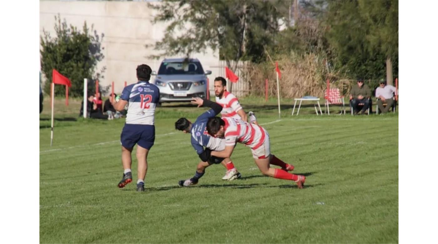 RIVADAVIA DE LOBOS GOLEÓ A SOCIEDAD HEBRAICA QUE SIGUE ÚLTIMO