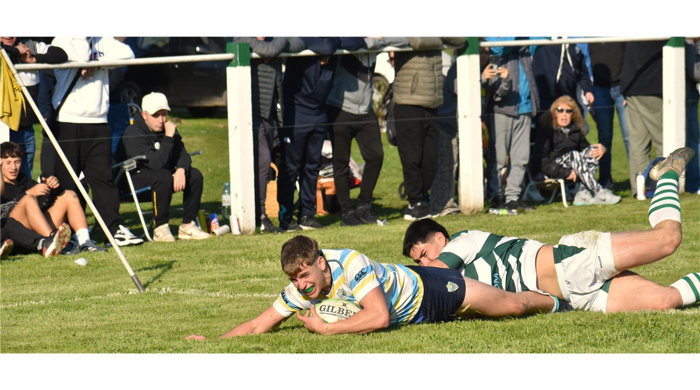 DEL SUR VENCIÓ A SAN MARCOS, SIGUE COMO EL ÚNICO INVICTO DE LA URBA Y CONCRETÓ EL ASCENSO A PRIMERA 