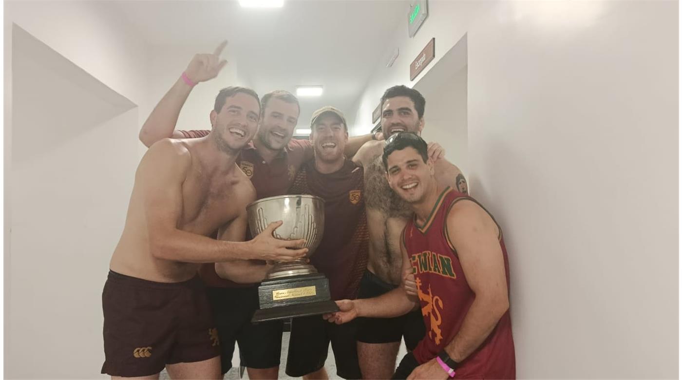 NEWMAN TAMBIÉN SE CORONÓ CAMPEÓN DEL NACIONAL DE CLUBES POR PRIMERA VEZ EN SU HISTORIA