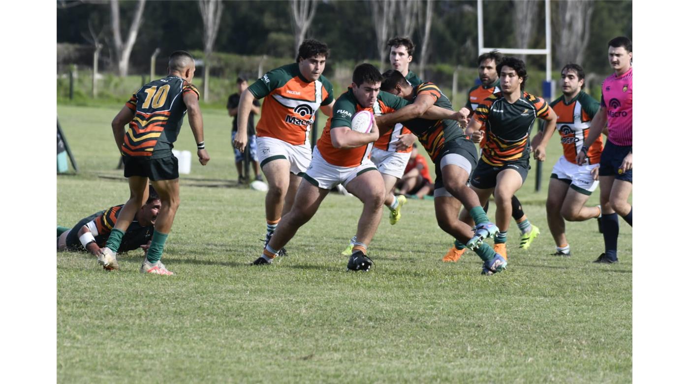 ST.BRENDAN'S SALIÓ DEL FONDO DE LA TABLA Y HUNDIÓ A VIRREYES